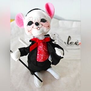 Annalee Valentine Mouse Figurine in Red and Black NWT